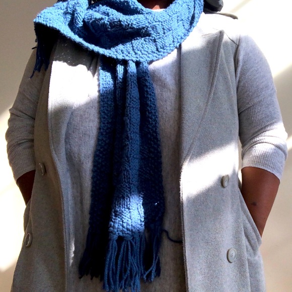 Charlotte Russe and Pacsun Scarf Bundle - Picture 9 of 9